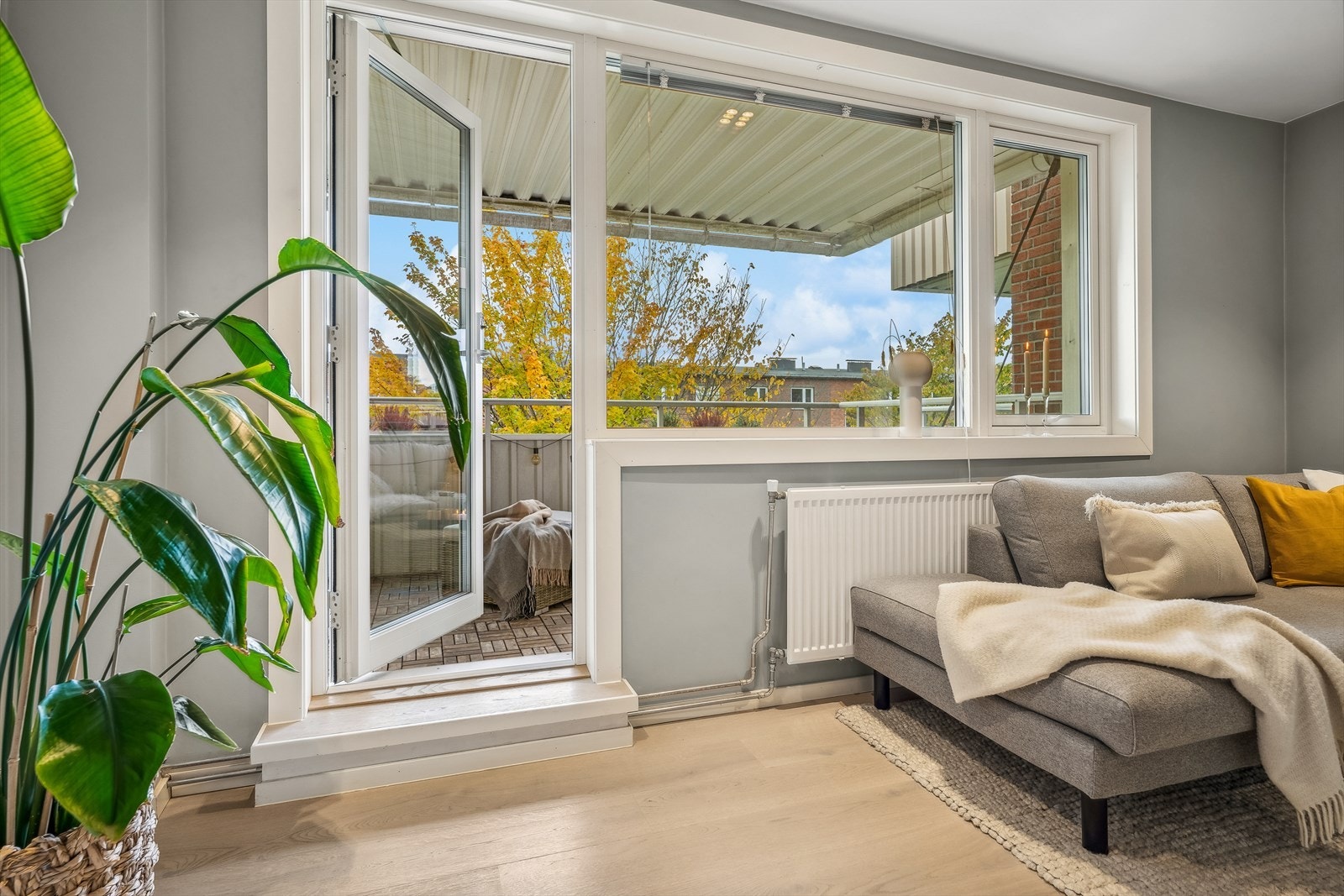 Leiligheten ligger i familievennlige omgivelser i et veldrevet borettslag på Disen - Varmtvann/fyring og nett er inkludert i felleskostnadene Galleribilde