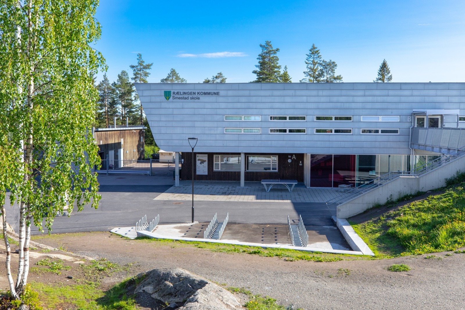 Kort vei til Smestad barneskole. Galleribilde