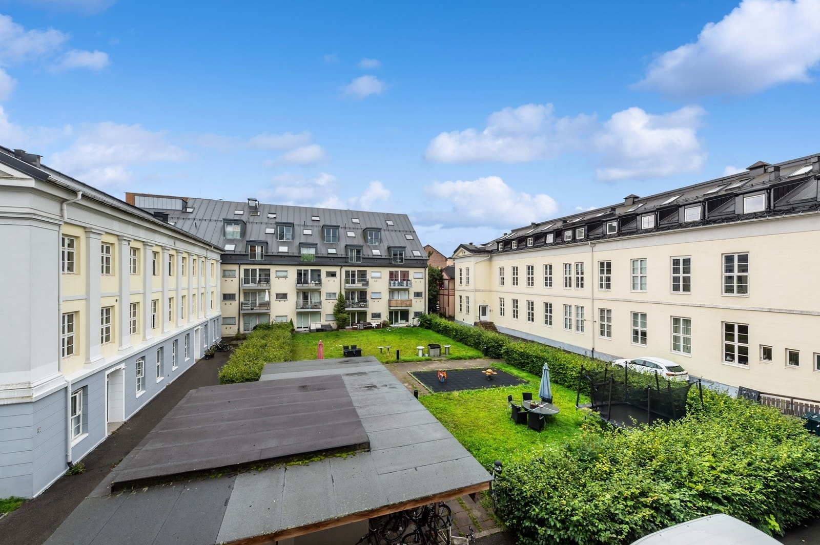 Utsikt fra vinduet i stuen Galleribilde
