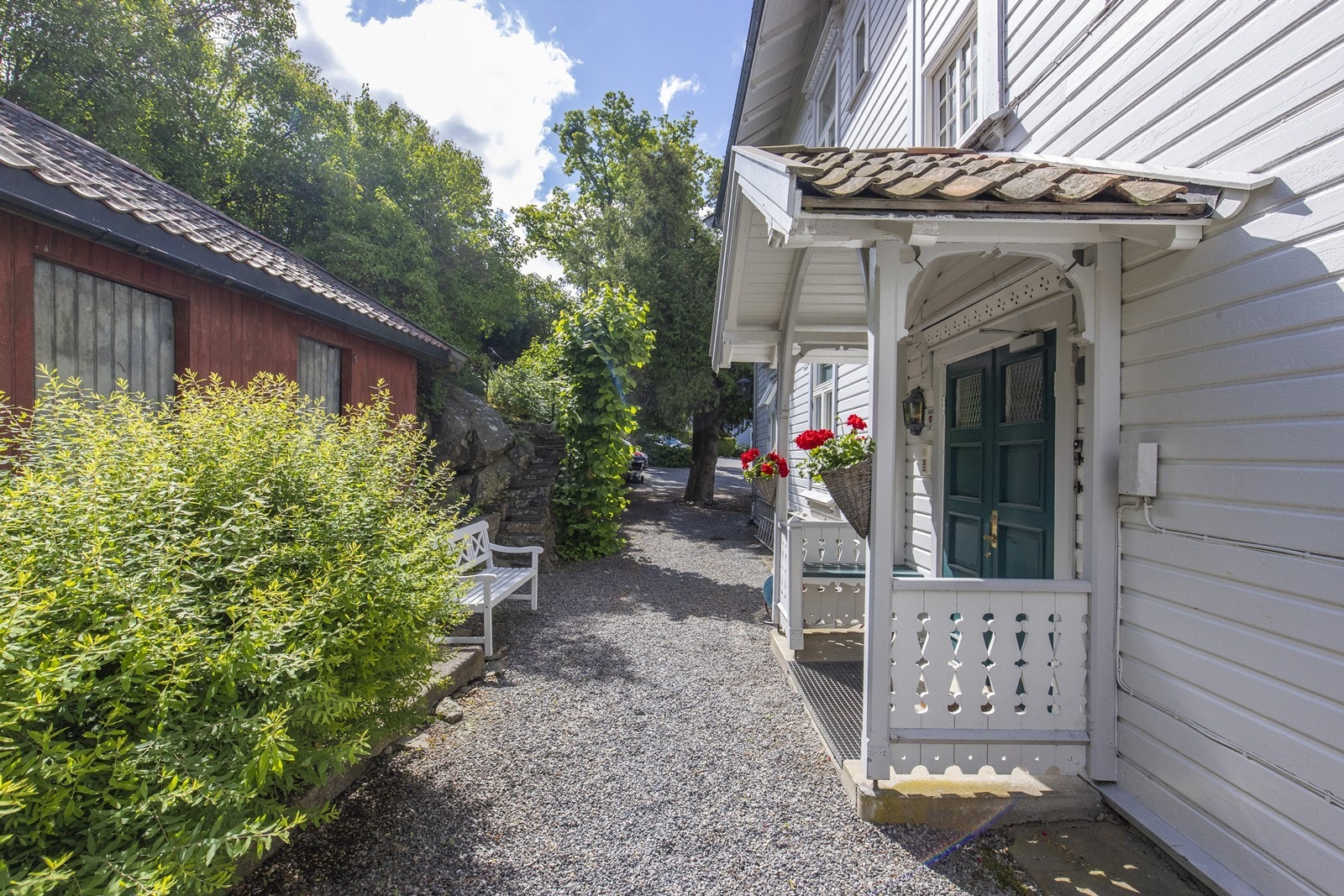 Felles inngangsparti. Galleribilde