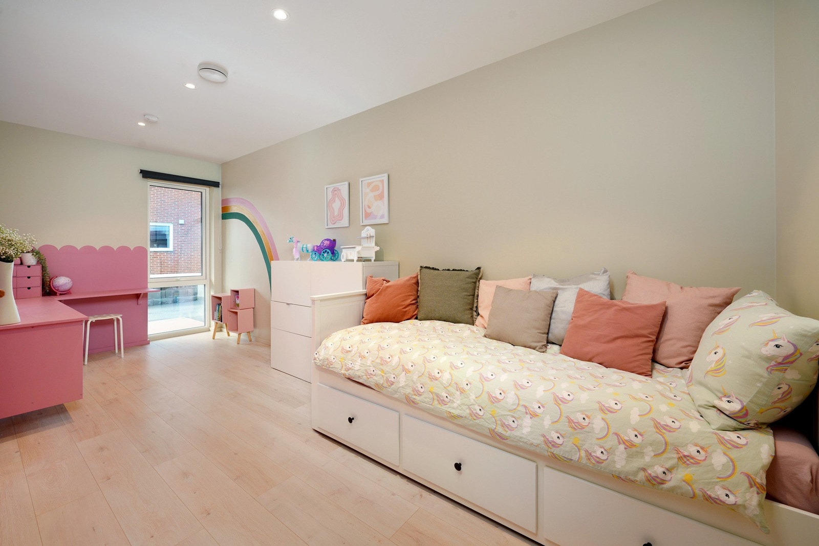 Soverom 1. etg. Galleribilde