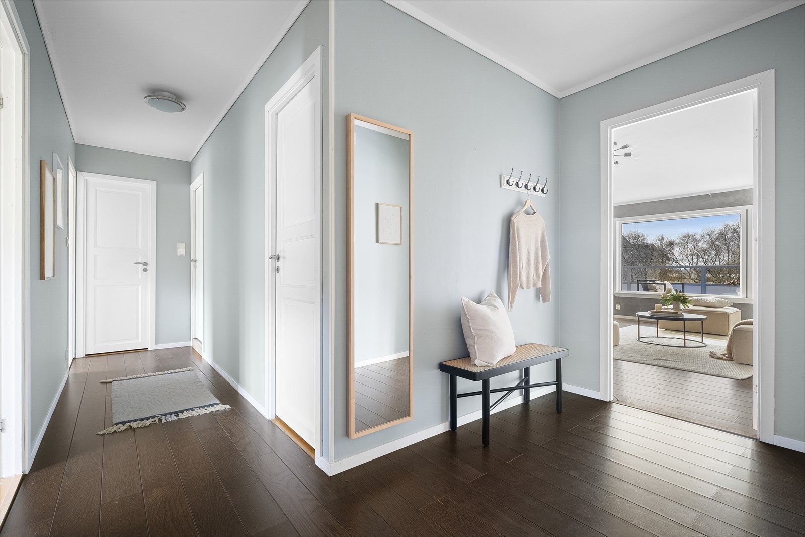 Luftig og innbydende inngangsparti Galleribilde