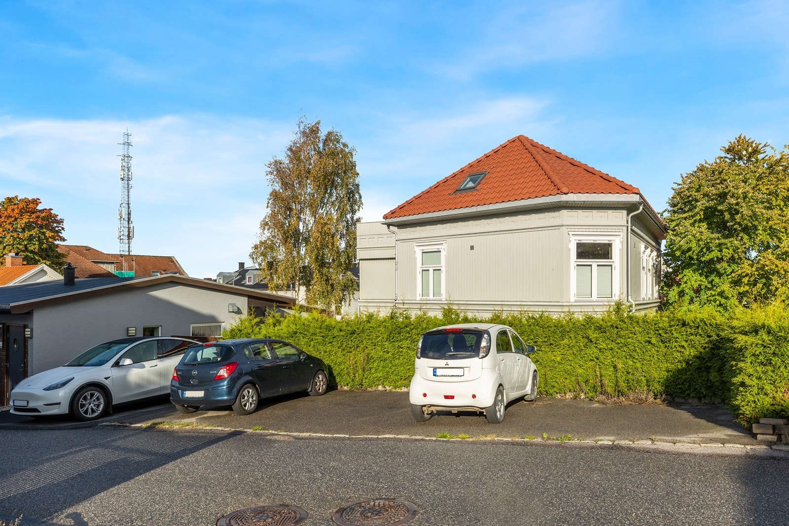 Seksjonen disponerer en parkeringsplass (unummerert) Galleribilde