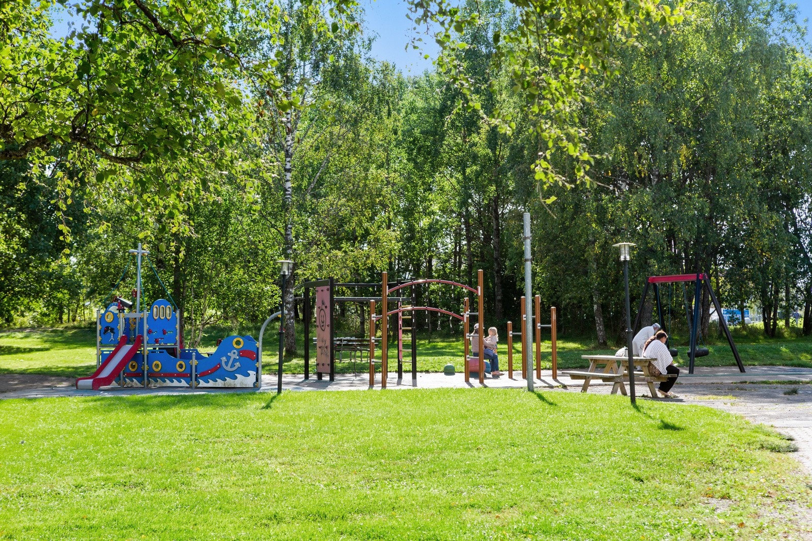 Umiddelbar nærhet til trivelige grøntområder. Galleribilde