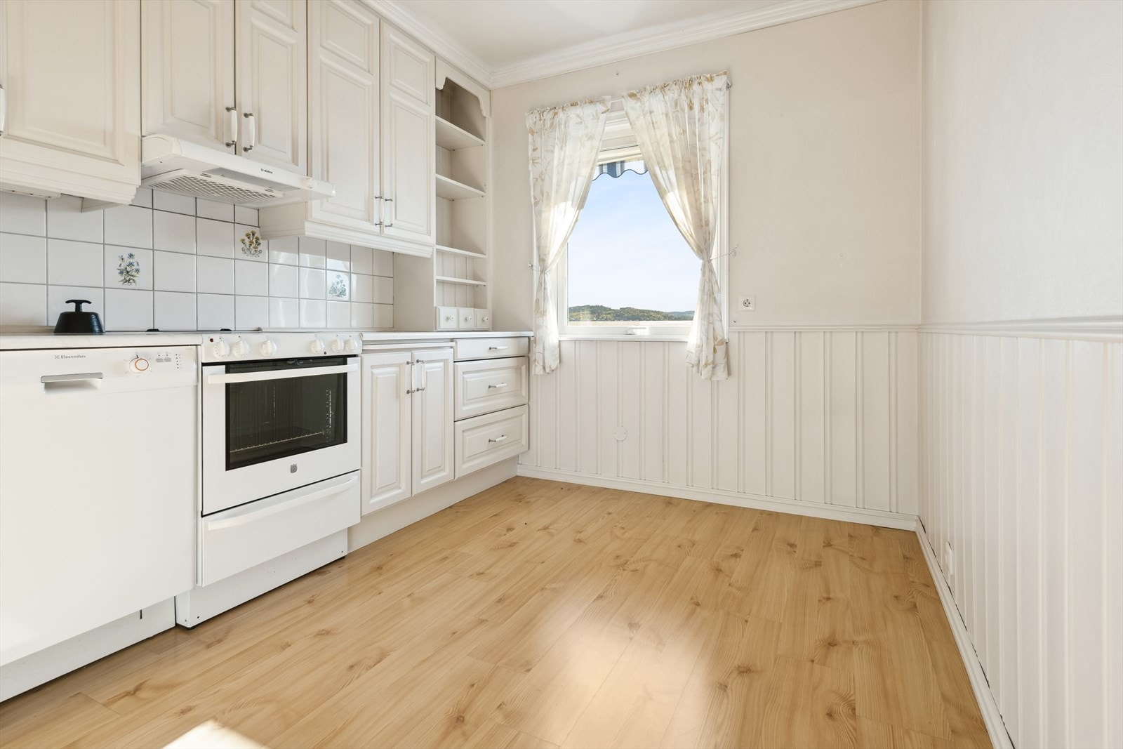 Her er det også plass til spisebord. Galleribilde