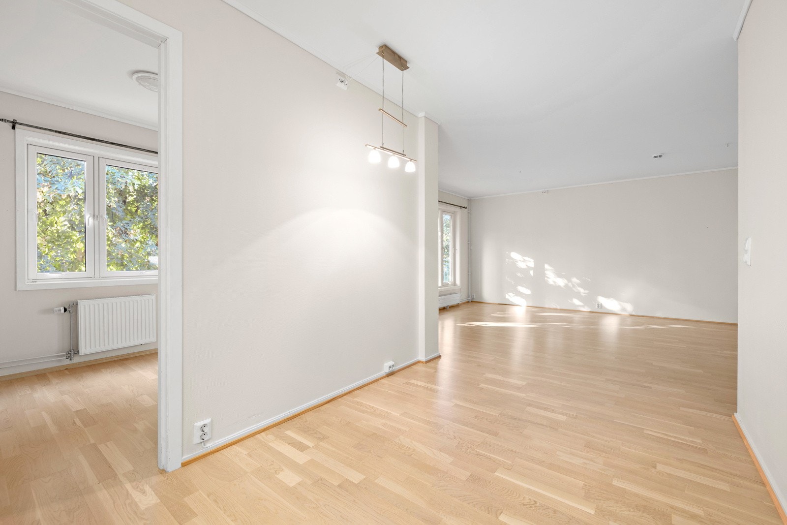 Fra stuen er det adkomst til 1 av soveromene Galleribilde