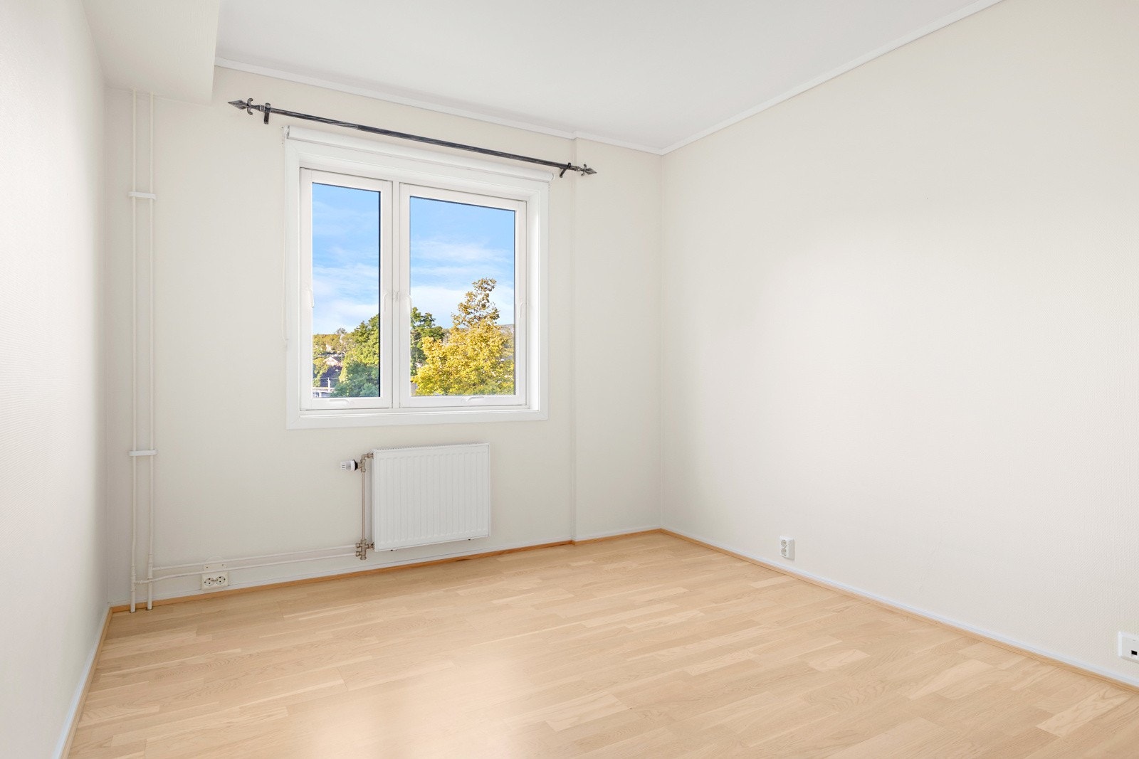 Soverommet ved gangen Galleribilde