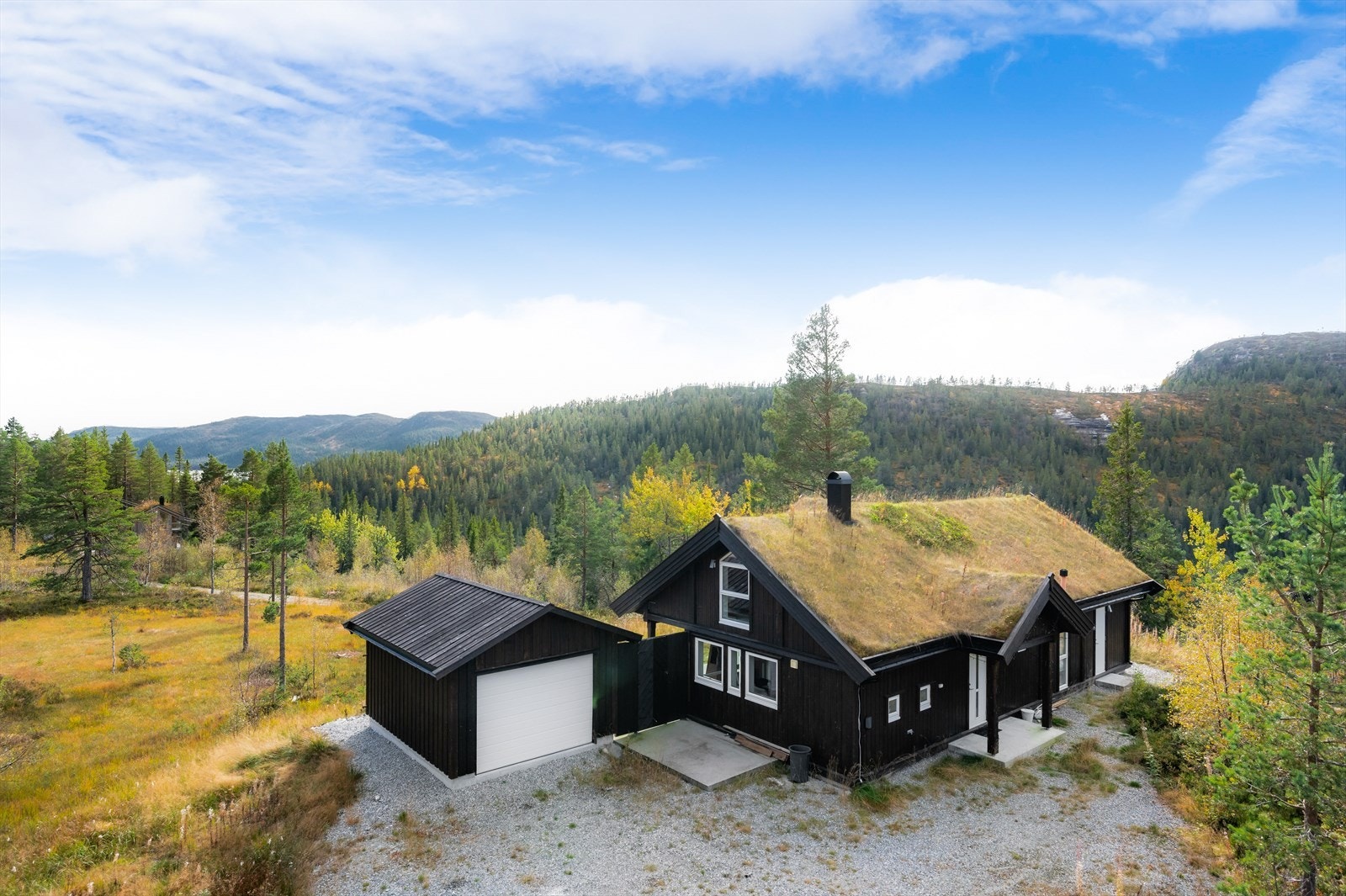 Fritidsbolig av type "Saltdalshytta". Frittliggende enkelgarasje. Galleribilde