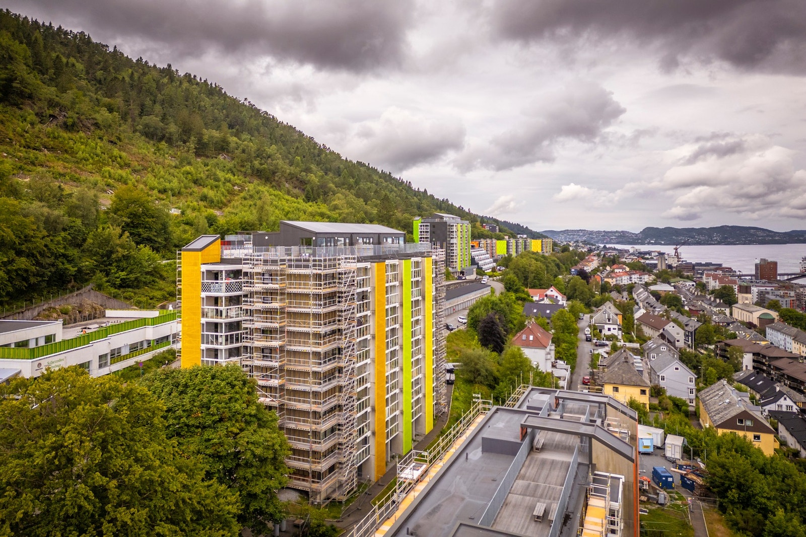 Sentrumsnær beliggenhet med nærhet til alt man trenger i hverdagen Galleribilde