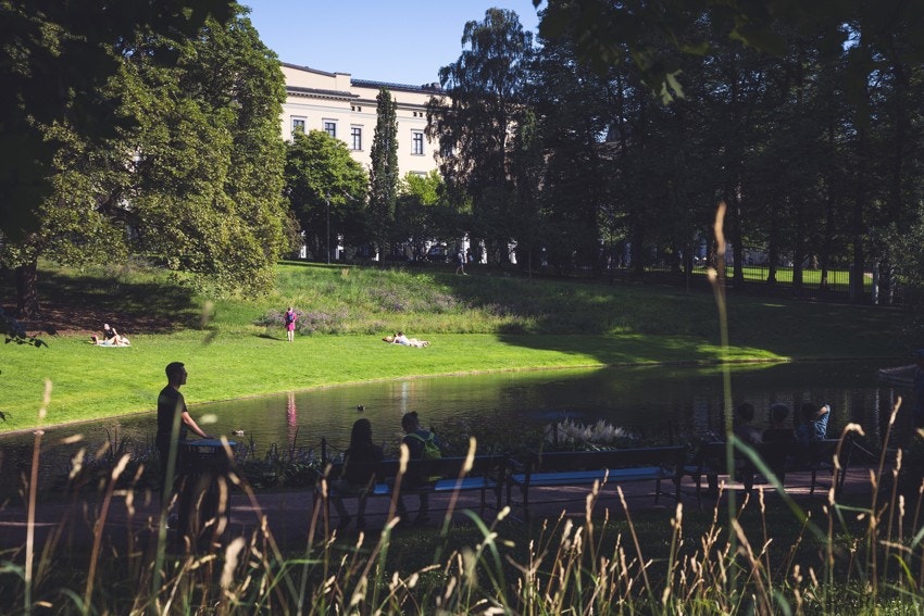 I nærområdet finner du flere av Oslos flotteste parkanlegg med Slottsparken, Frognerparken og St. Hanshaugen park. Galleribilde