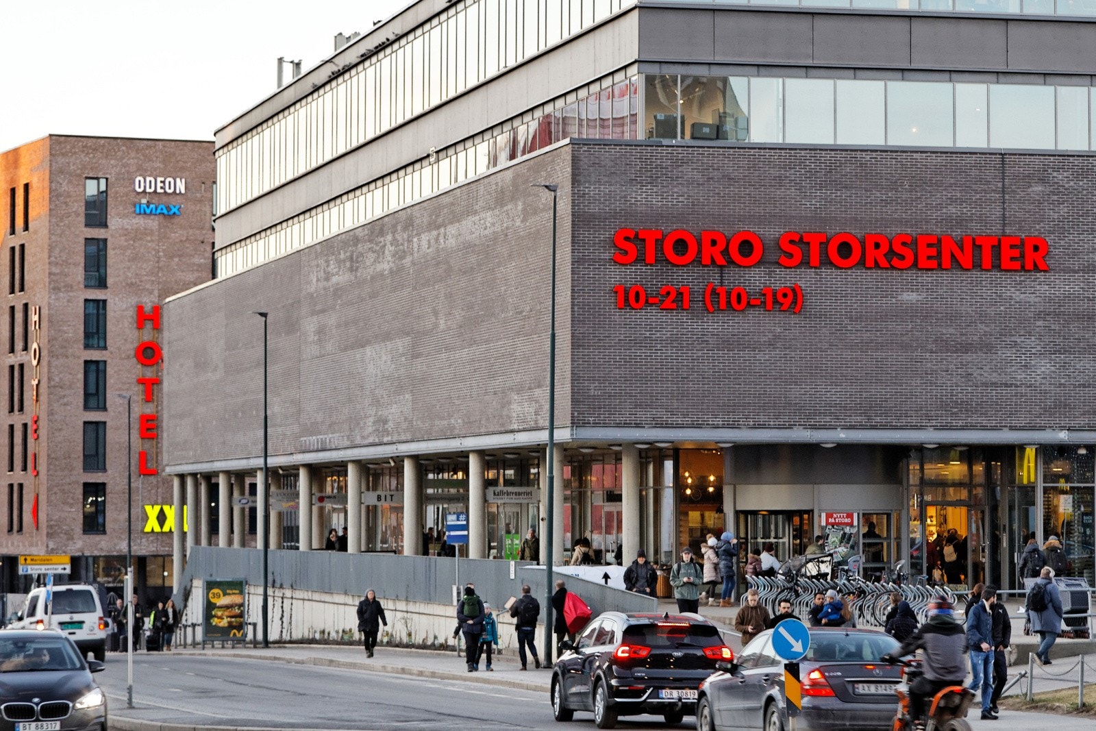 Kun 10 minutter unna finner du Storo Storsenter med alt man behøver i hverdagen Galleribilde