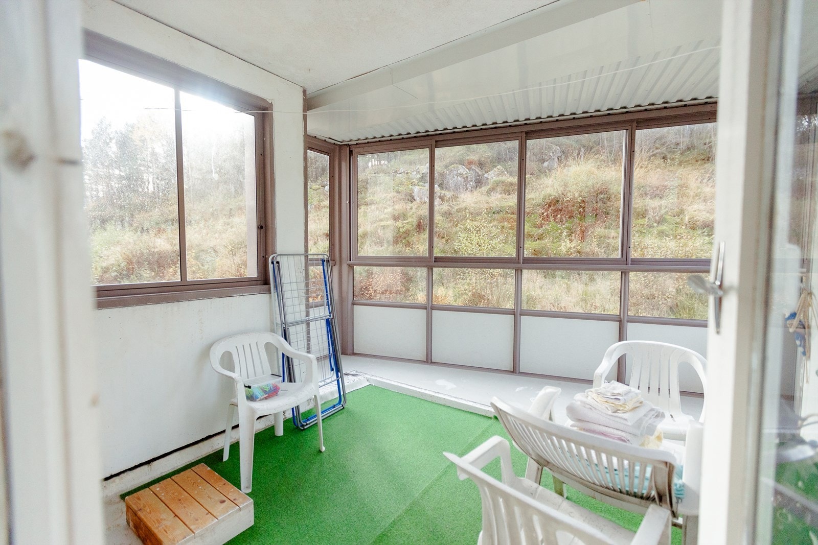 Leiligheten har en attraktiv beliggenhet i Loddefjord med nærhet til Vestkanten Storsenter, dagligvarebutikk, barnehage, skole og kollektivtransport Galleribilde