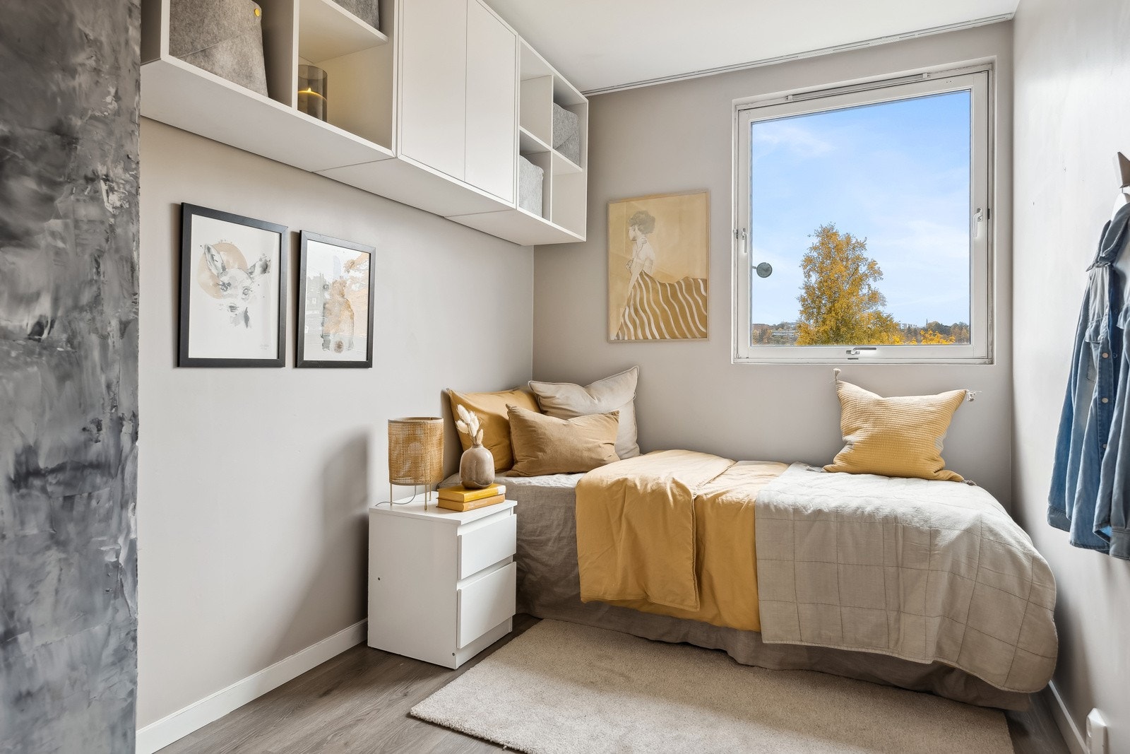 Soverom nr2 malt i lyse og fine farger. Galleribilde