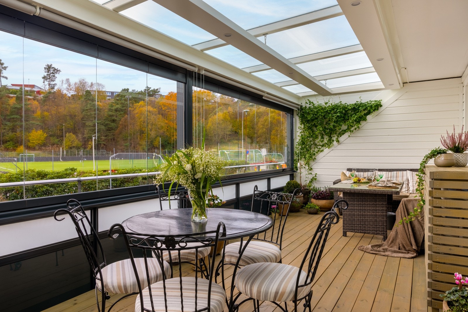 God plass til utemøblering Galleribilde