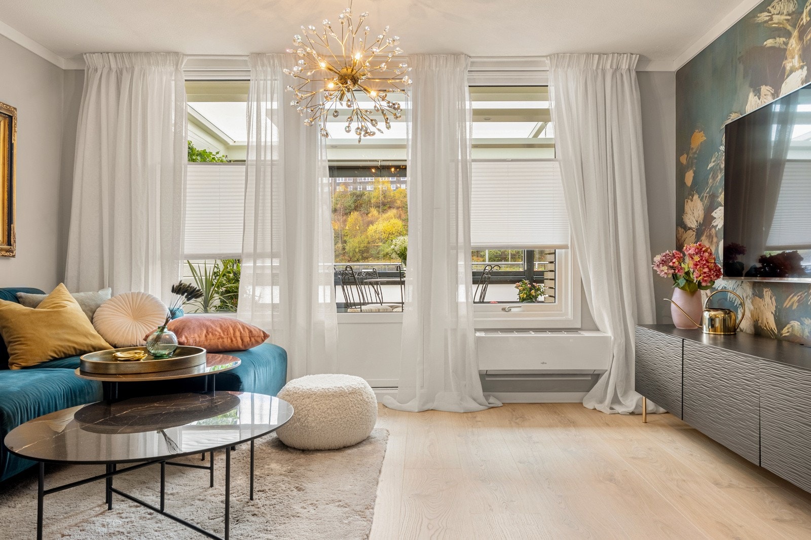 Inne er det lyse og fine kvaliteter Galleribilde