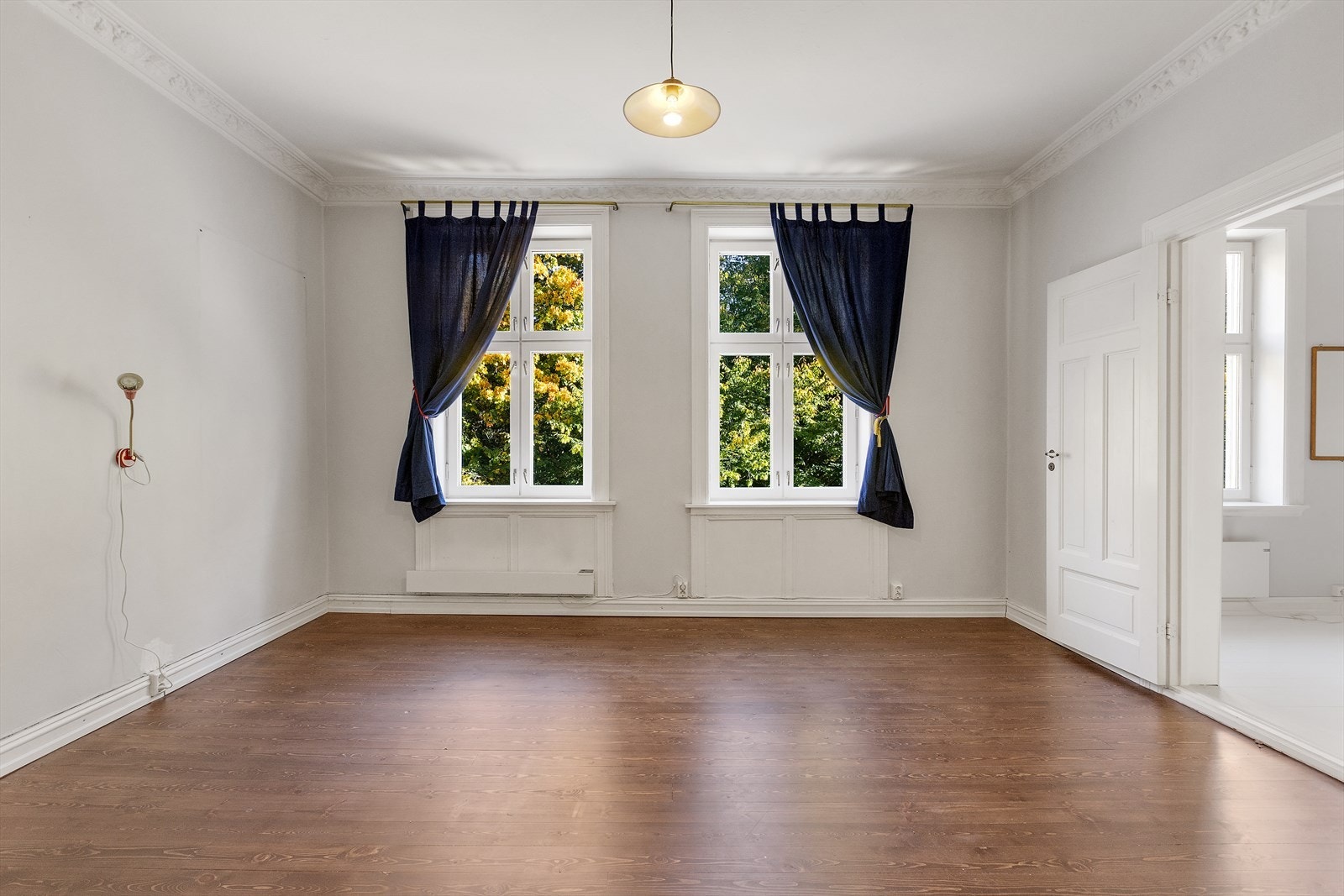 Dette rommet kan fint brukes som enten en ekstra stue eller soverom Galleribilde