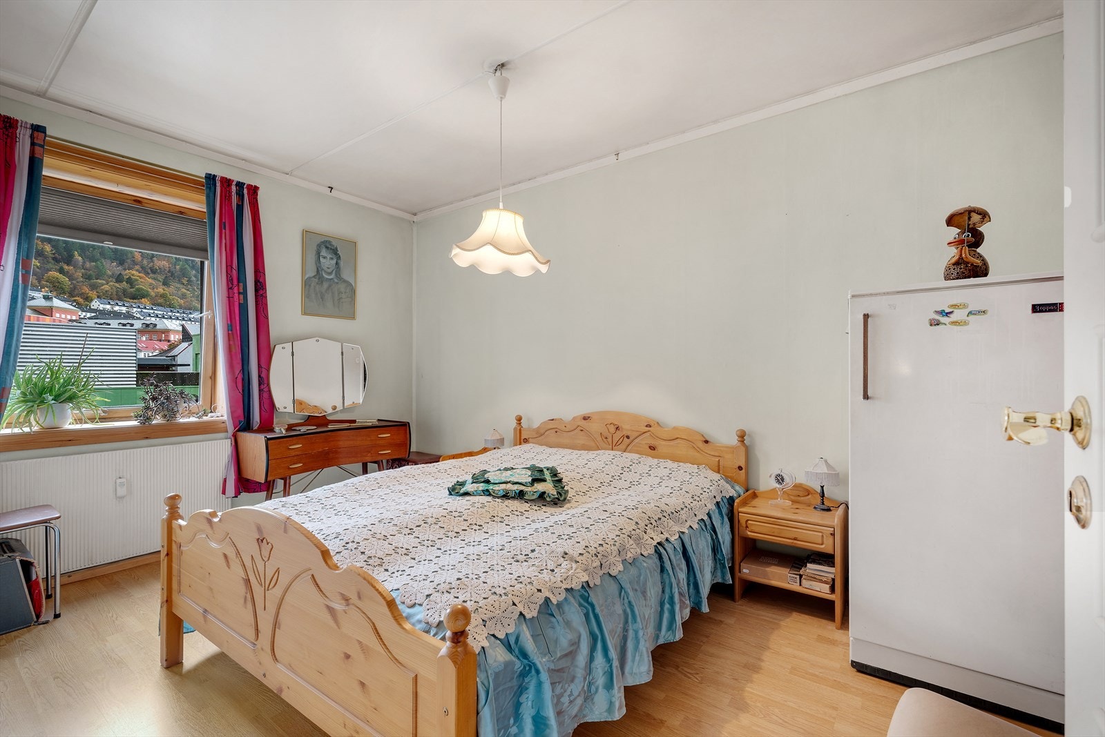 - Hovedsoverommet er av god størrelse og måler 10,9m² - Galleribilde