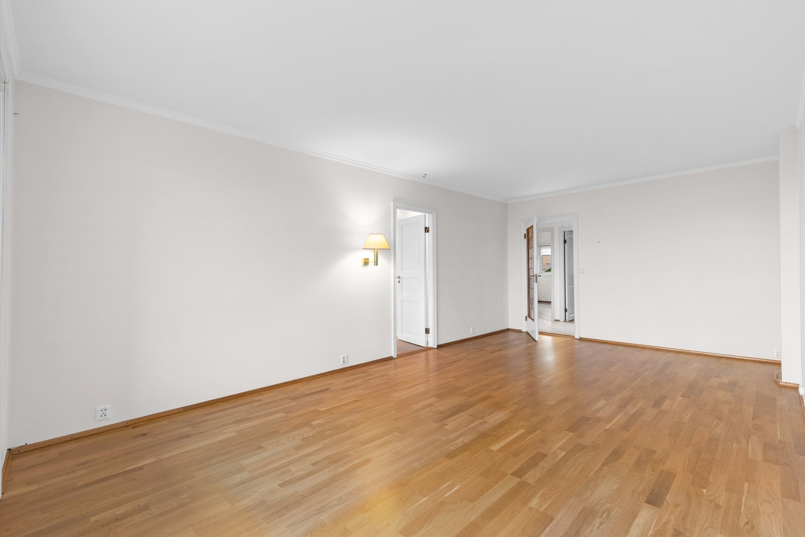 Kabel-tv er inkludert i fellesutgiftene. Galleribilde