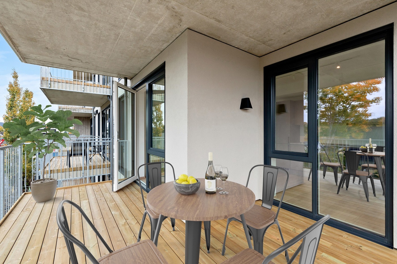 Romslig og sørvendt balkong på 14 kvm med gode solforhold Galleribilde