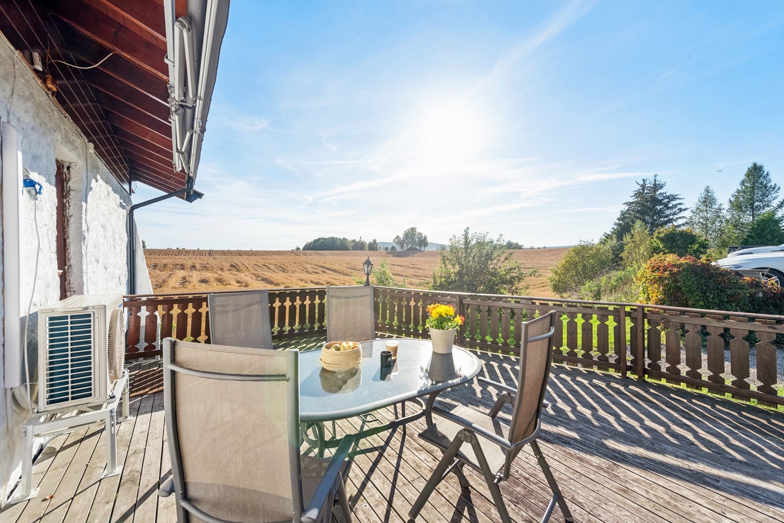 Terrasse. Galleribilde