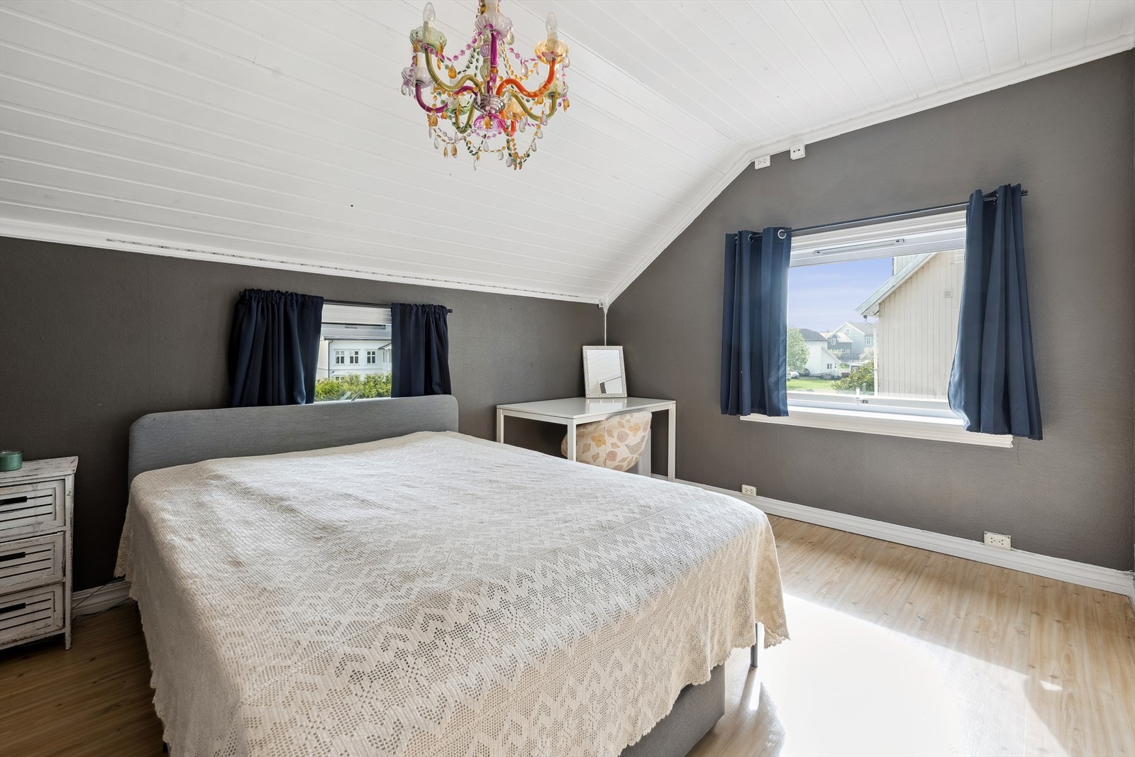 Koselig soverom i 2 etg. Galleribilde