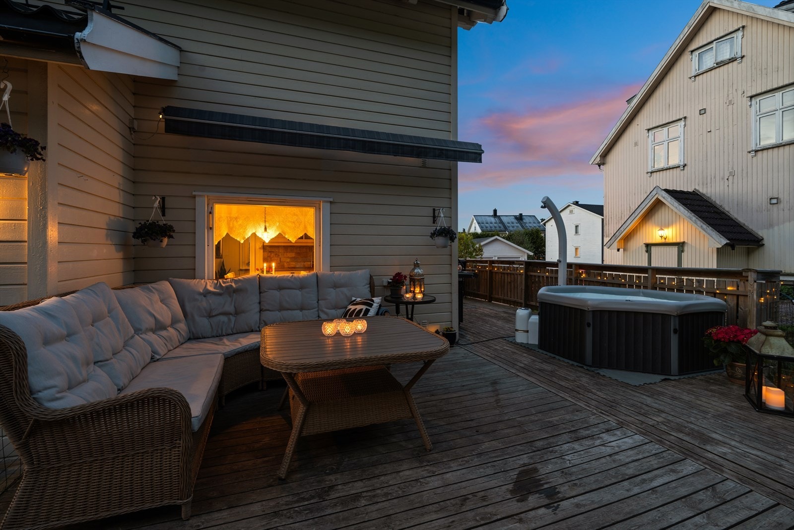 Her kan man sitte å nyte kveldstimer Galleribilde