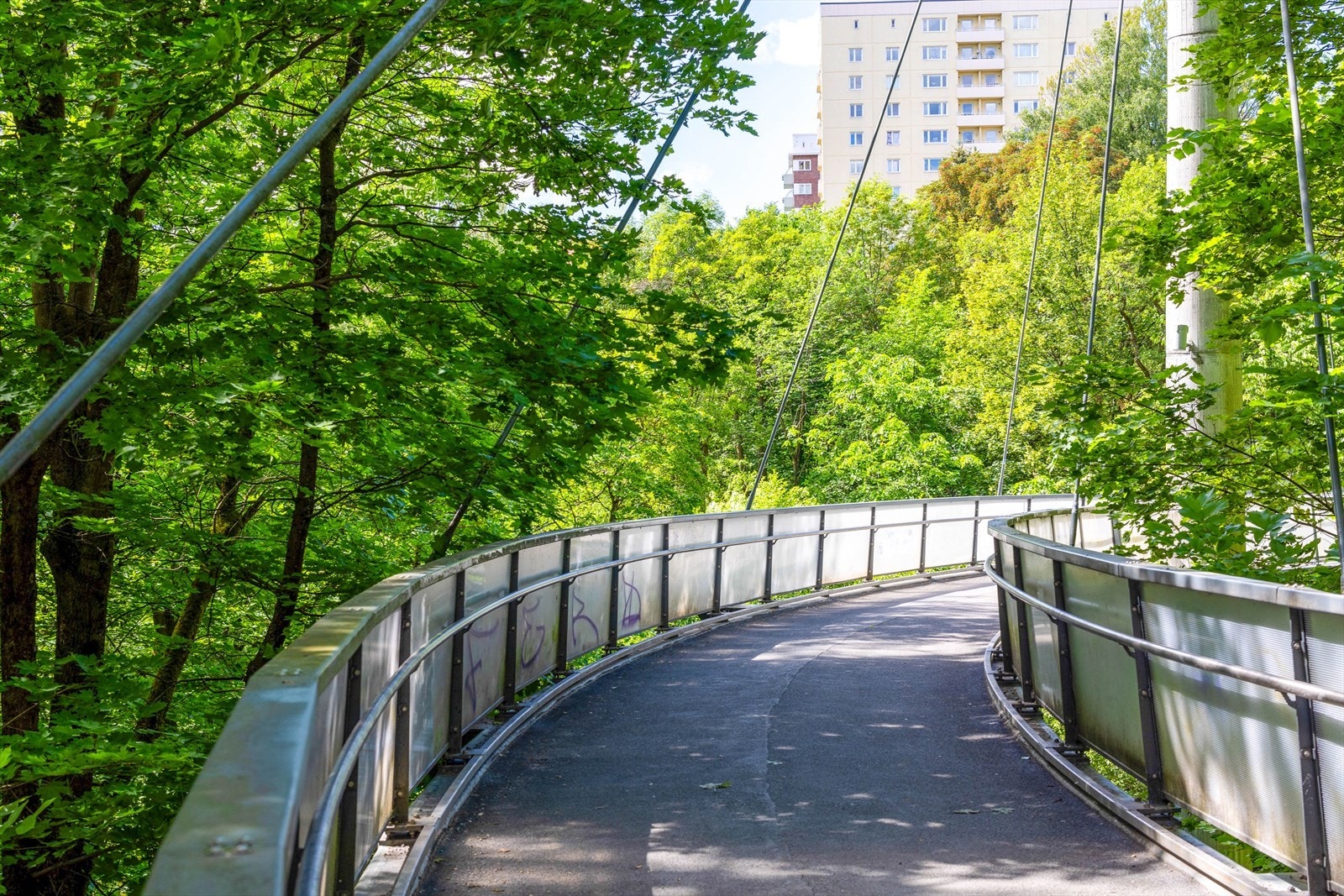 Det er flere flotte turområder ved leiligheten. Akerselva, Torshovdalen og Grefsenkollen for å nevne noe. Galleribilde