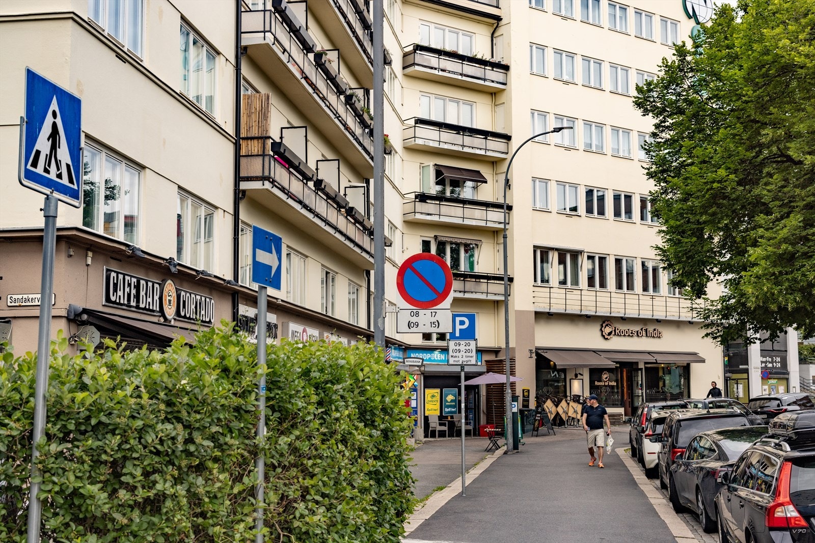 Nordpolen med flere spisesteder og kaféer. Galleribilde
