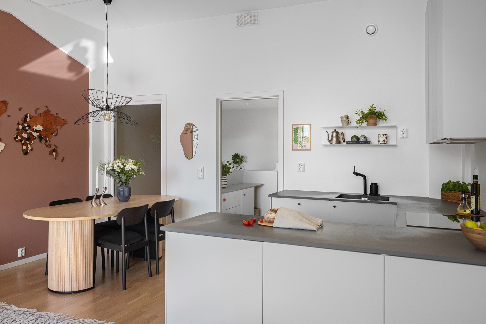 Stue/kjøkken. Galleribilde