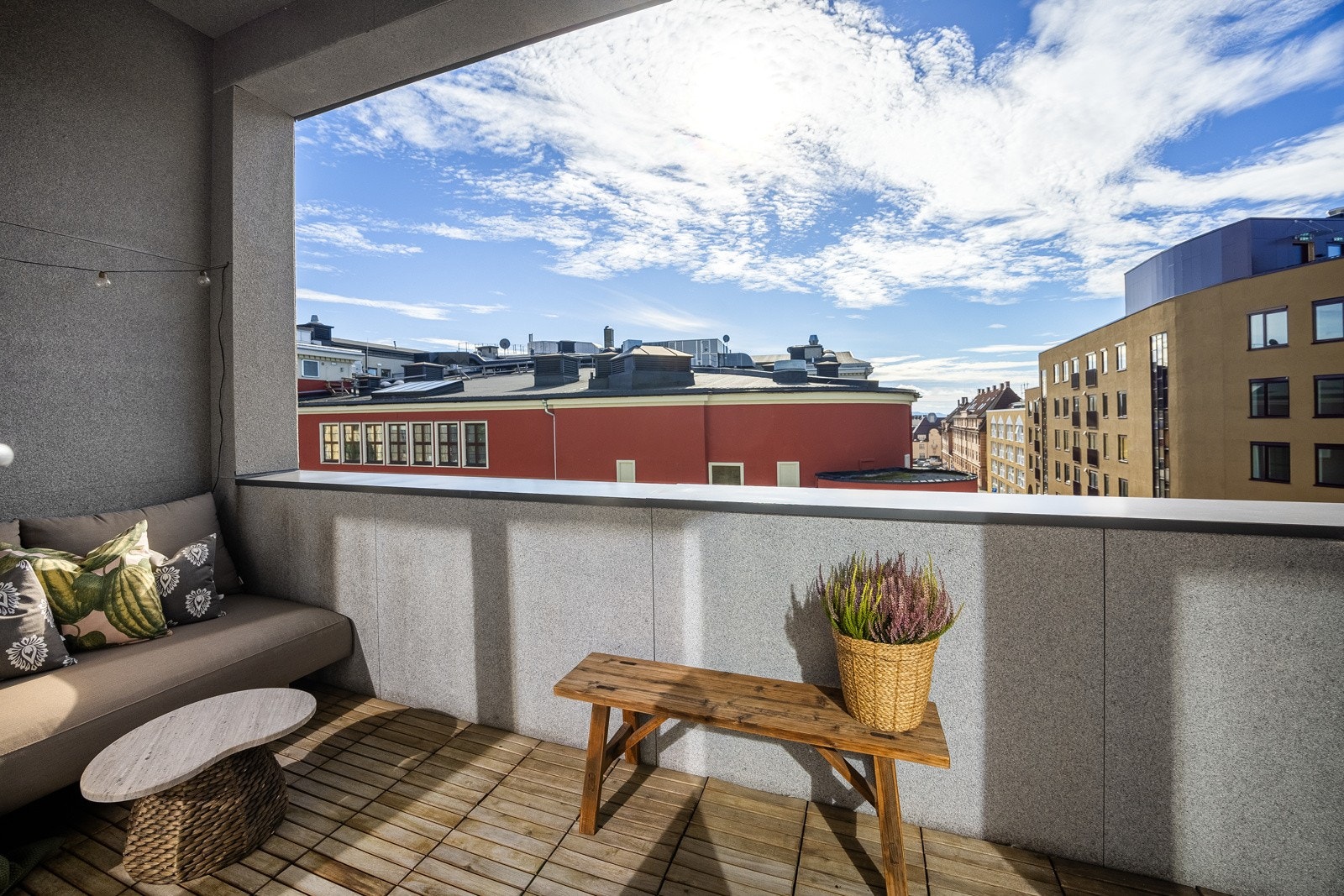 Solrik sydvendt balkong. Galleribilde