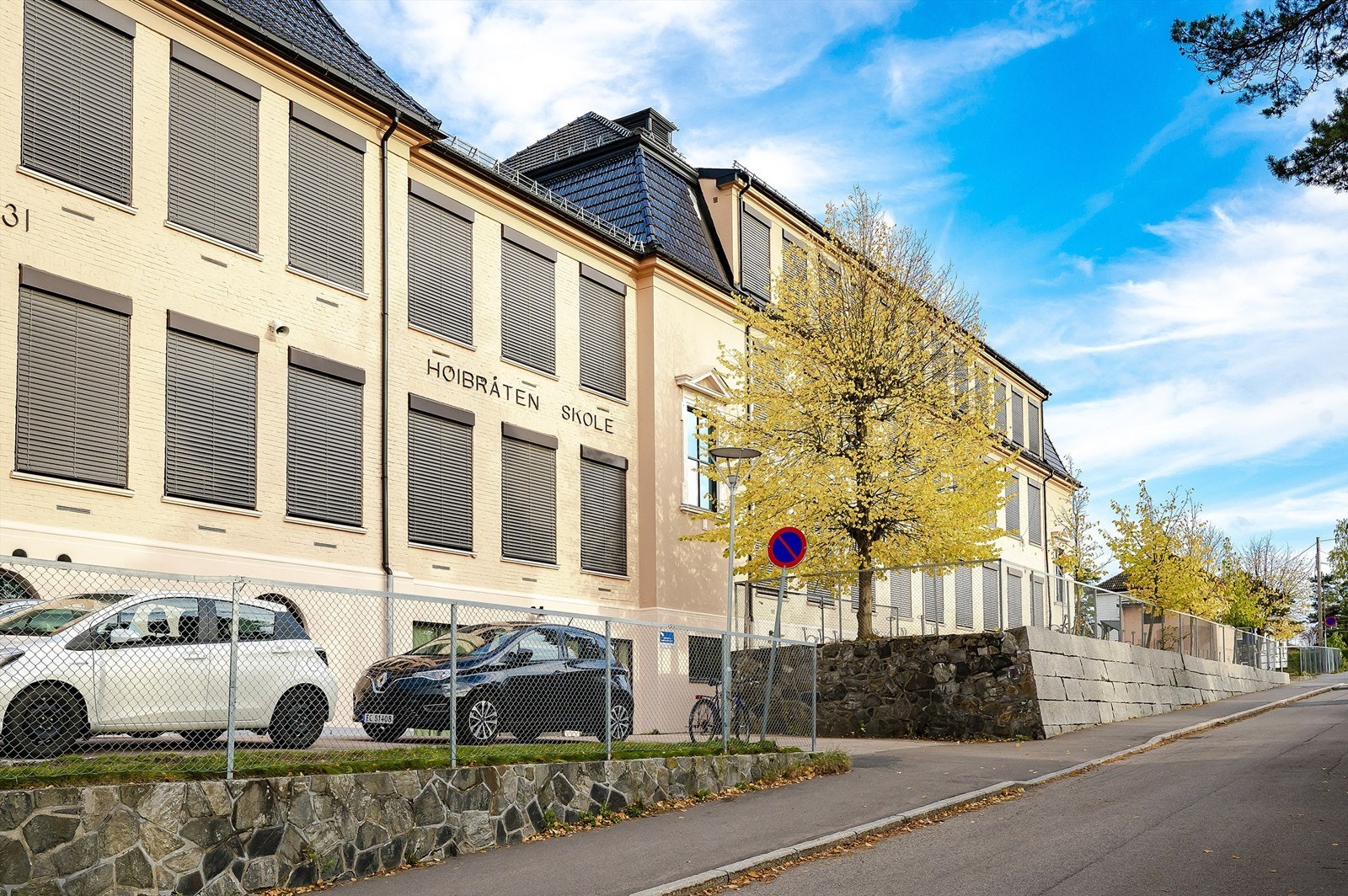 Området er svært familievennlig med nærhet til en rekke barnehage- og skoletilbud. Galleribilde