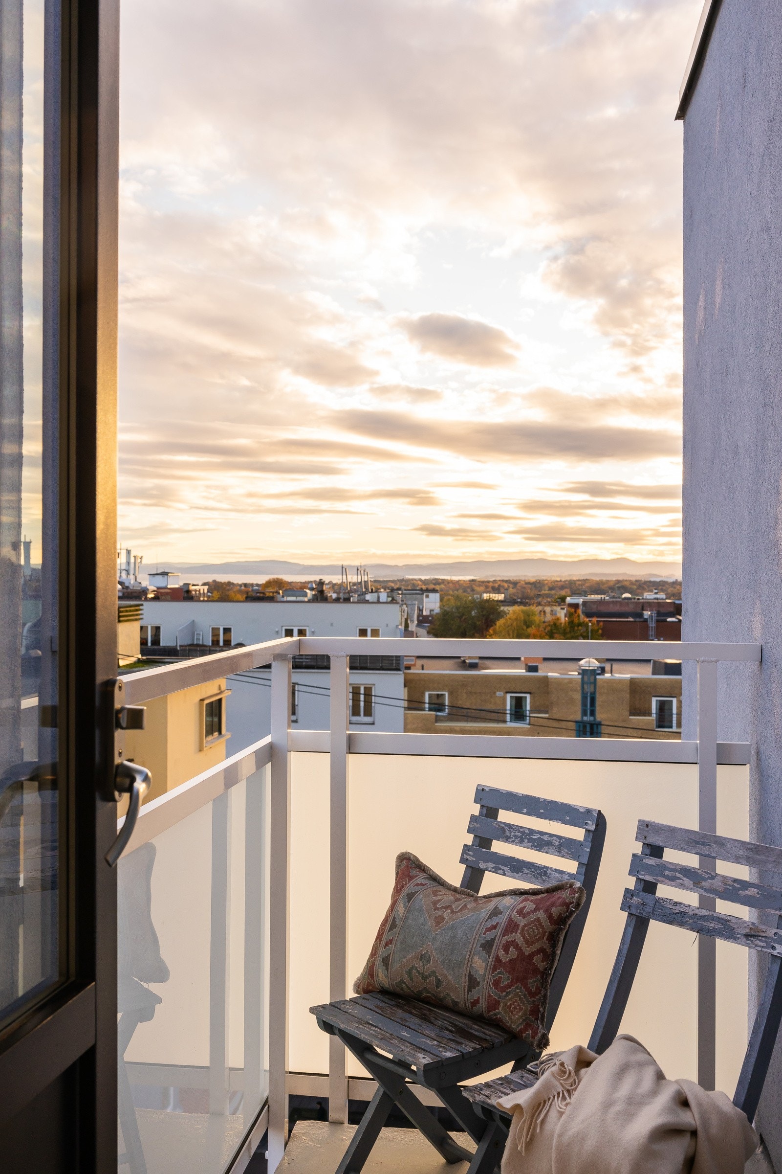 Balkongen er på ca. 3 kvm Galleribilde