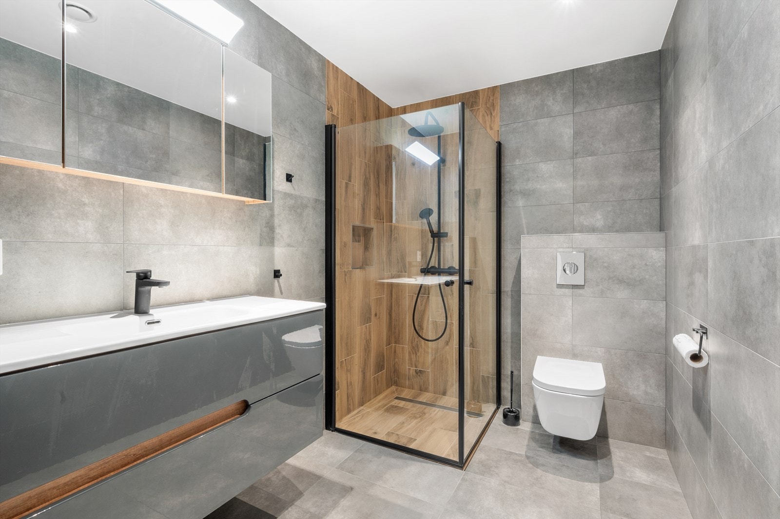 Bad / wc i 1.etasje Galleribilde