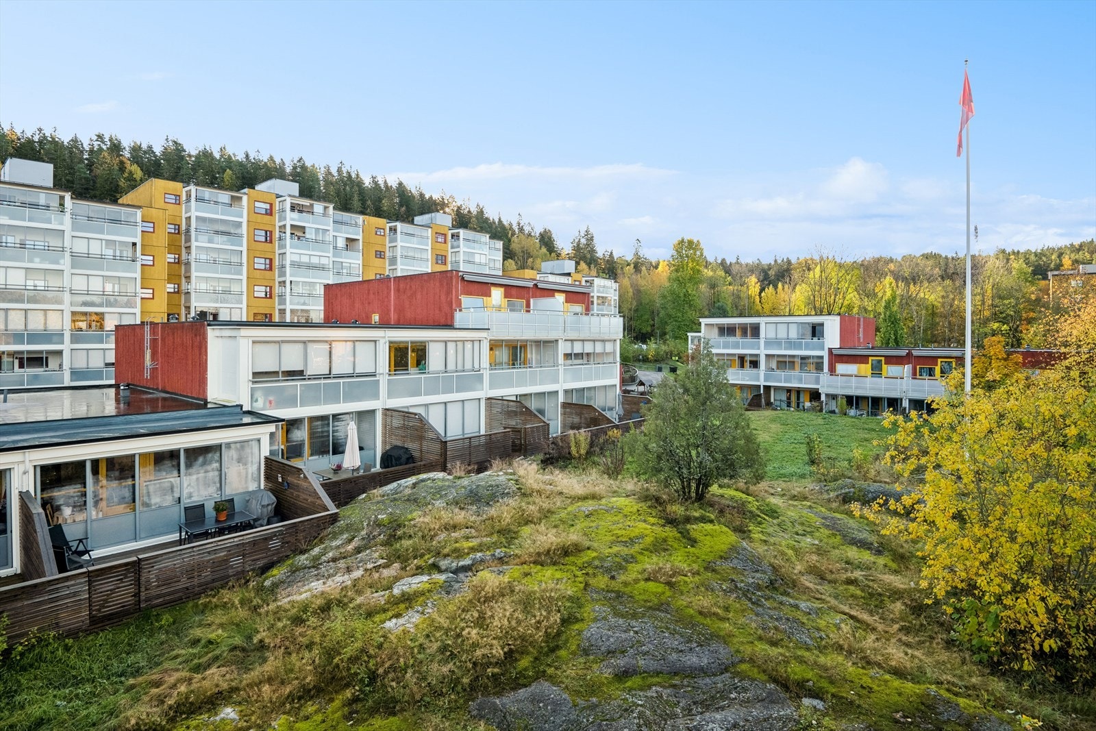 Lindebergåsen 48C presenteres av DNB Eiendom og Kristian Karlsen, din lokalmegler på Lindeberg! Galleribilde