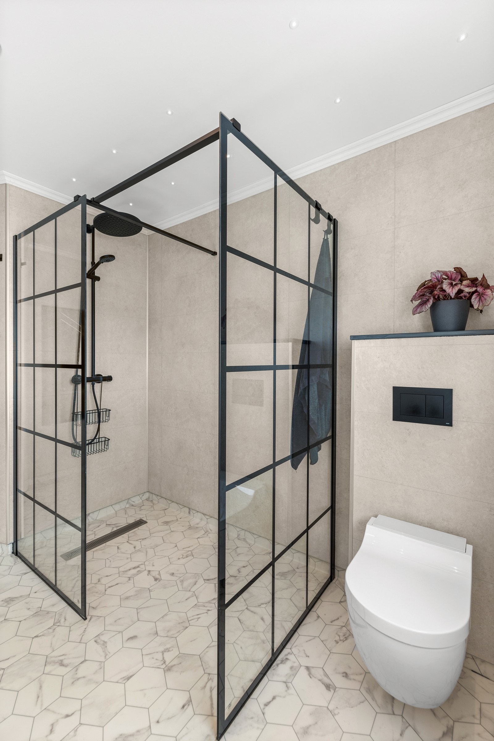 Eigebrekktunet 10_0411 Galleribilde