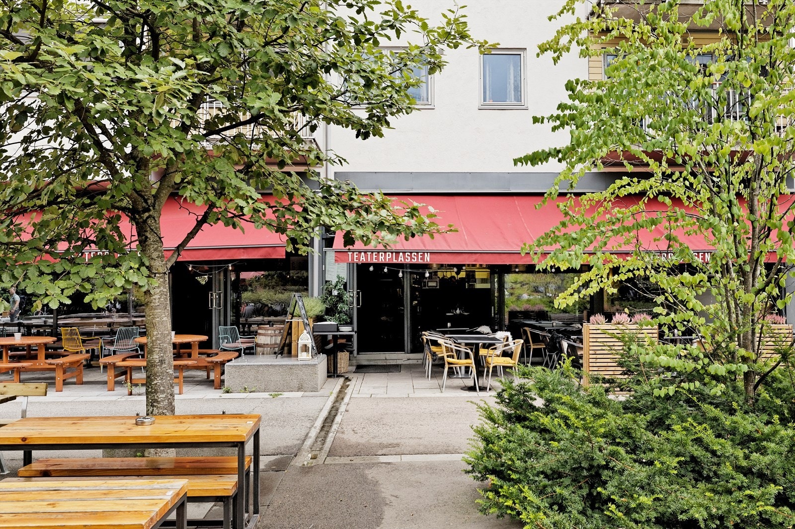 I tillegg finner du spisesteder som tilbyr pizza, sushi og mye mer! Galleribilde