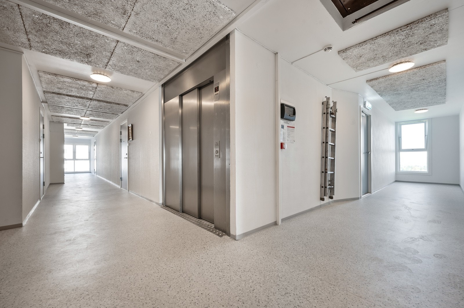 Det er heisadkomst til leilighetsplan. Galleribilde