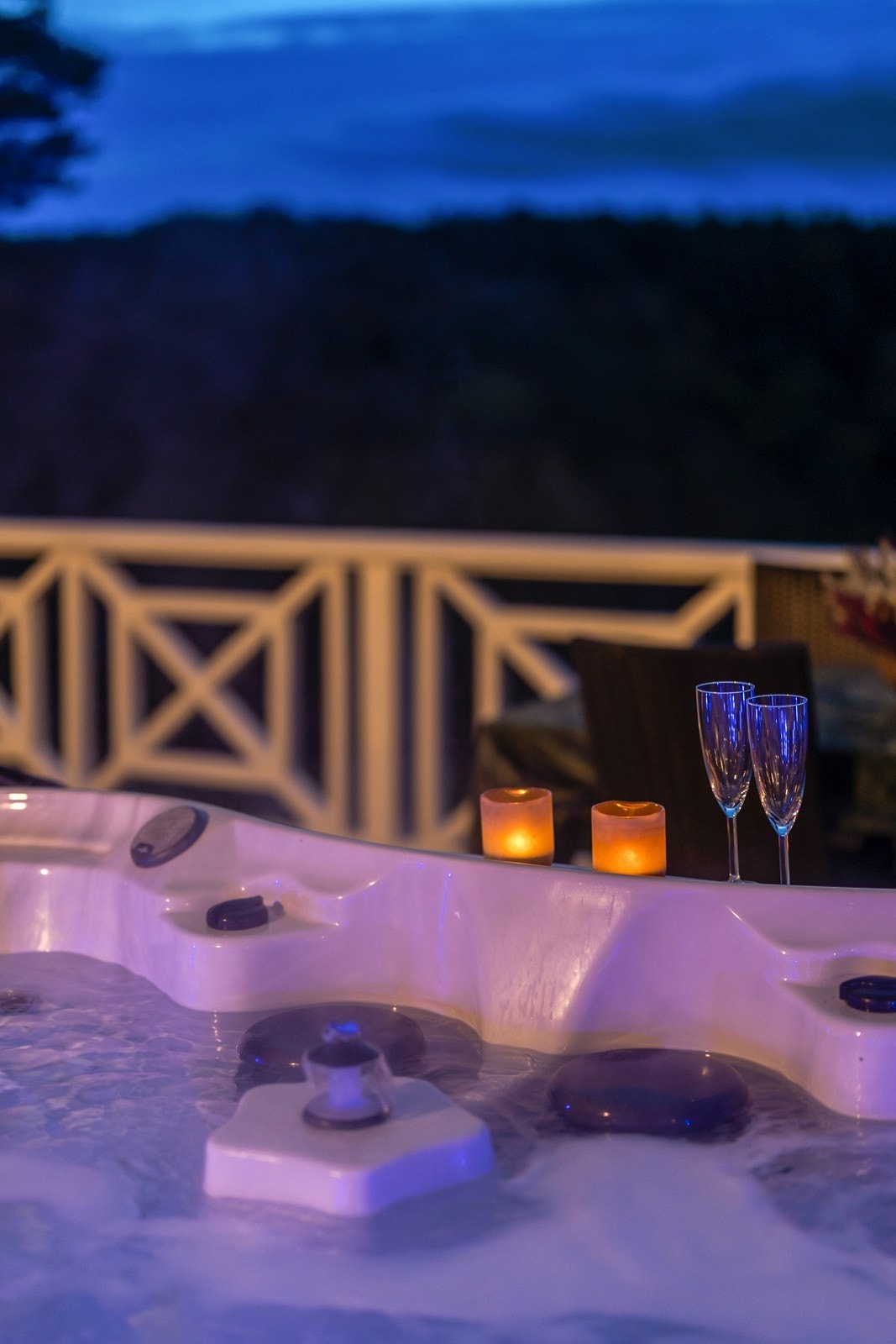Flott og nyere jacuzzi på terrassen Galleribilde