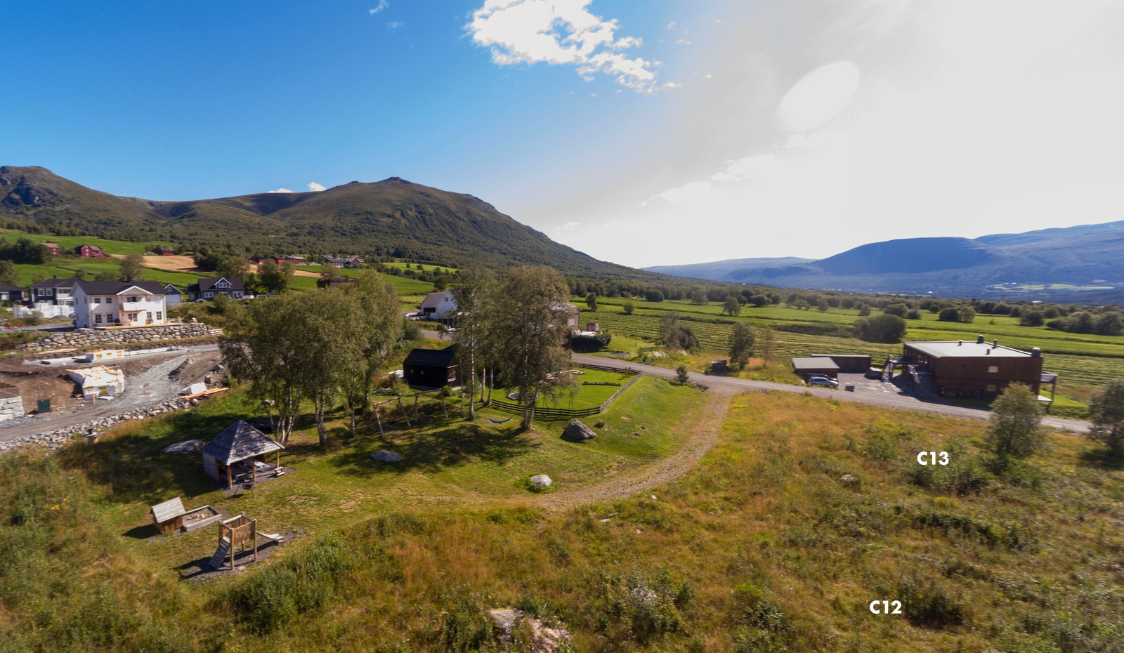 Gå-avstand (500 m) til barnehage og barneskole Galleribilde
