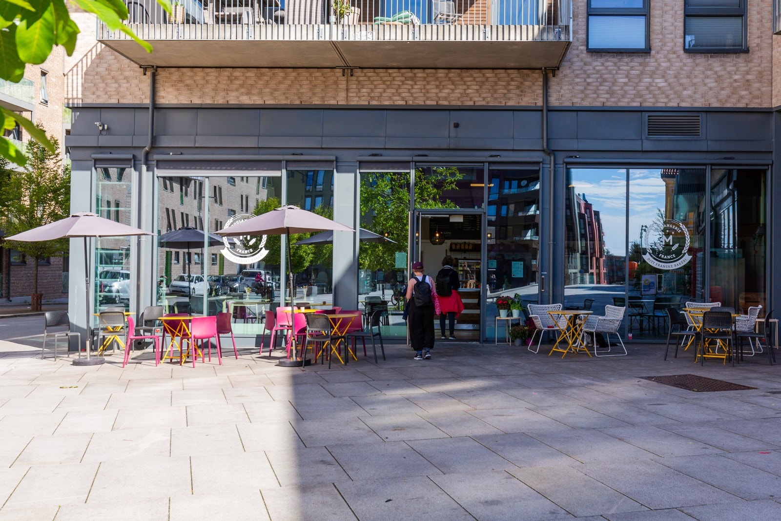 Nærområde - Boulangerie M med områdets beste bakevarer og pizza. Galleribilde