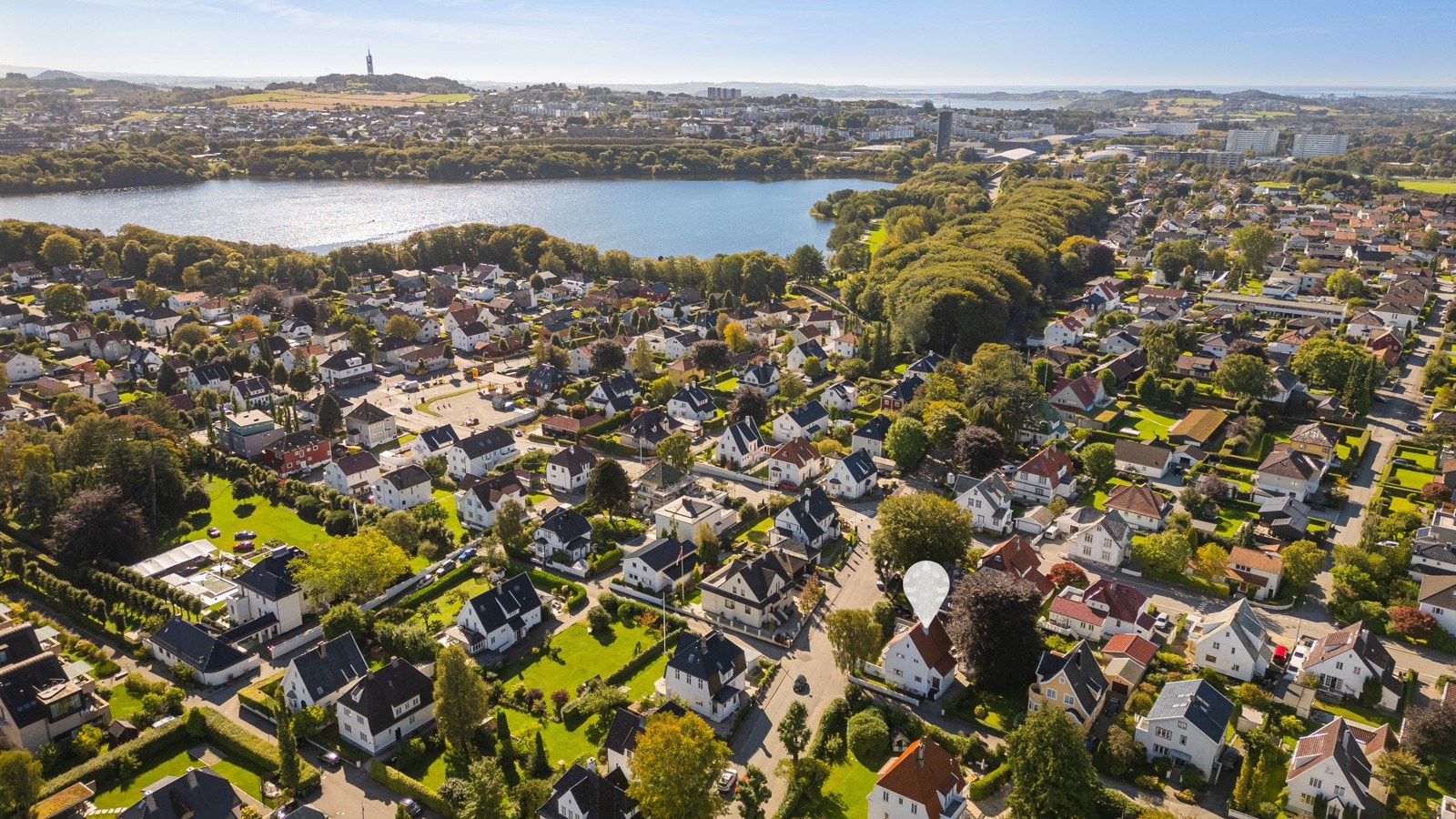 Med gangavstand til sentrum er dette en ideell beliggenhet. Galleribilde