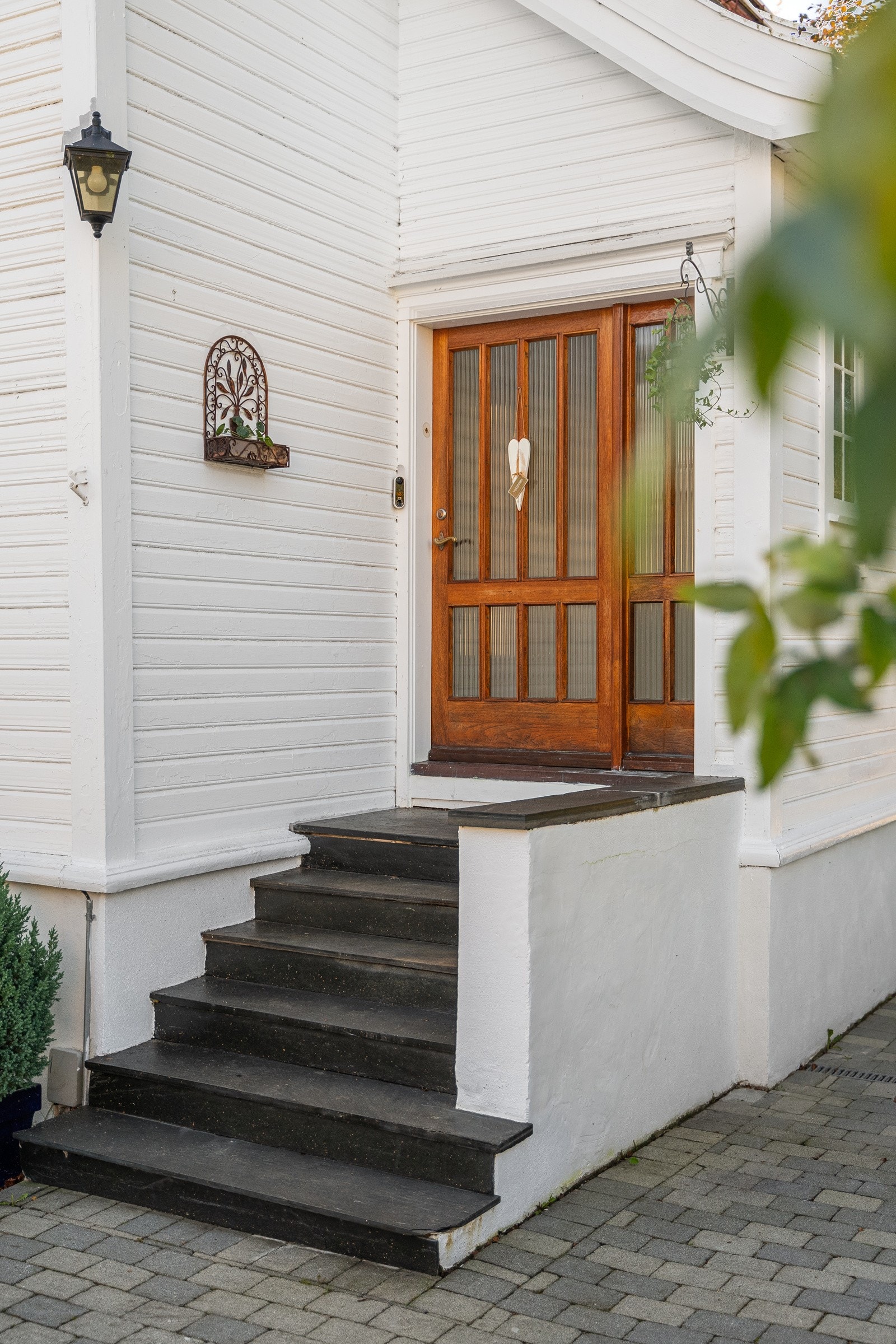 Inngangsparti. Galleribilde