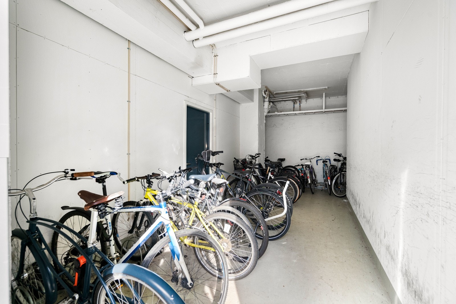 Borettslaget har eget rom for oppbevaring av sykler. Galleribilde