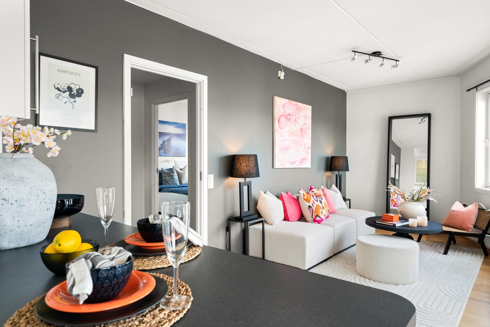 Attraktiv 2(3)-roms toppleilighet på Carl Berner med fantastisk utsikt og en herlig felles takterrasse. Galleribilde