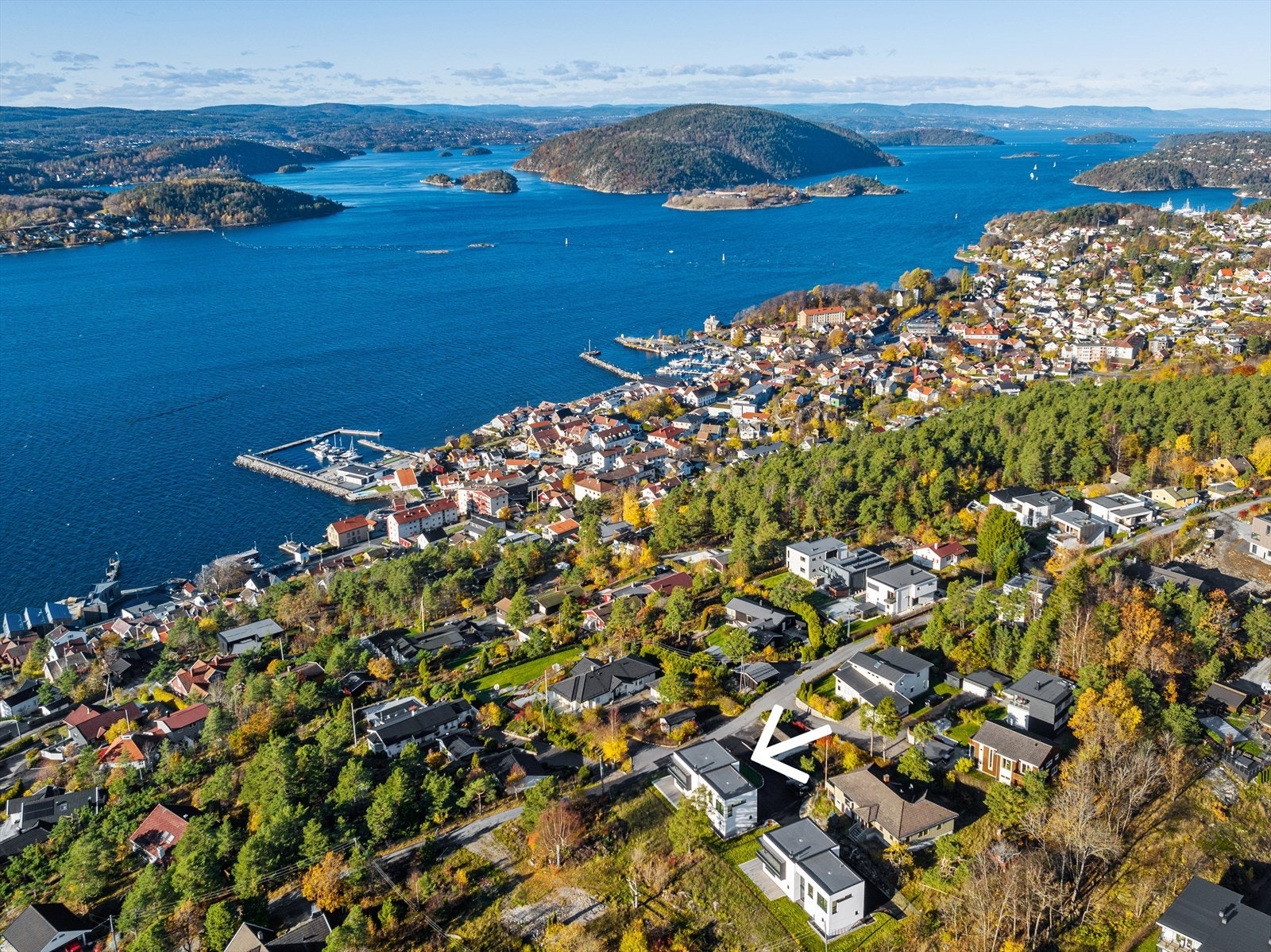 Ettertraktet område i Drøbak med gåavstand til sjø, strand og sentrum. Galleribilde