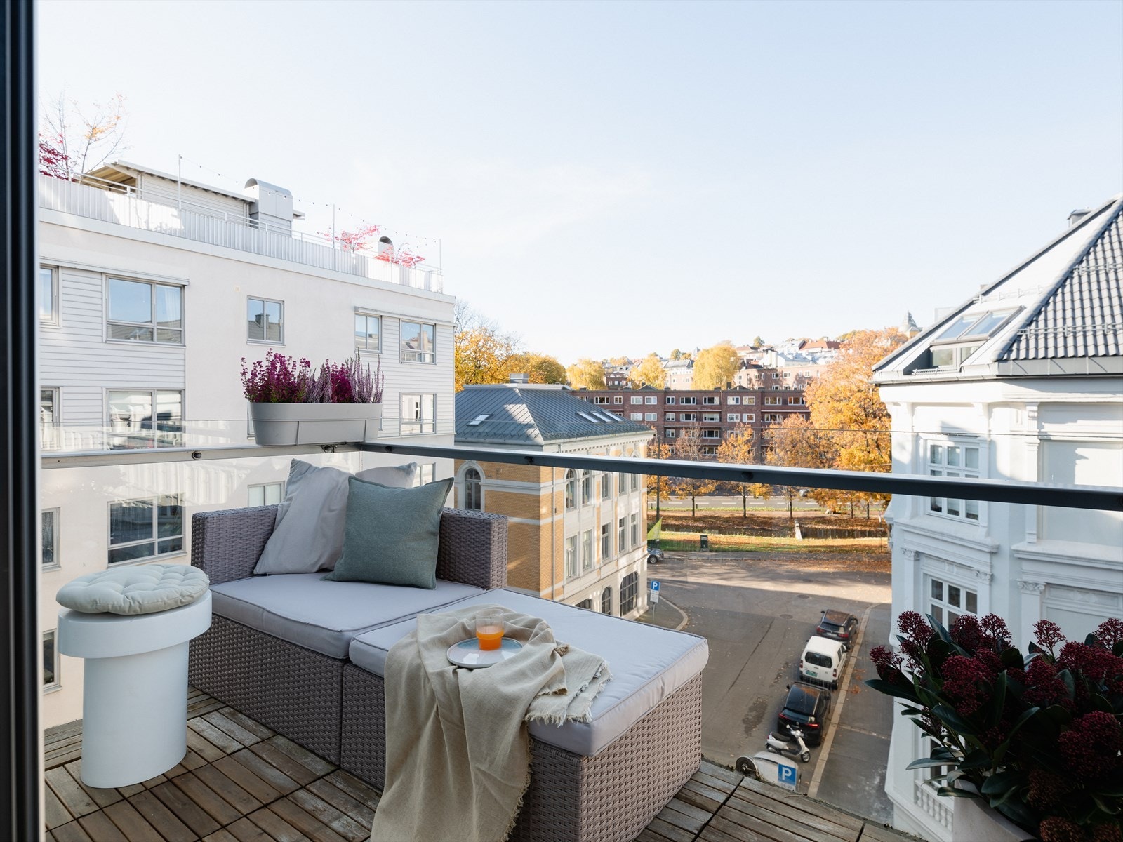 Vestvendt balkong på 4 kvm. - God plass til utemøblement og grill. Galleribilde