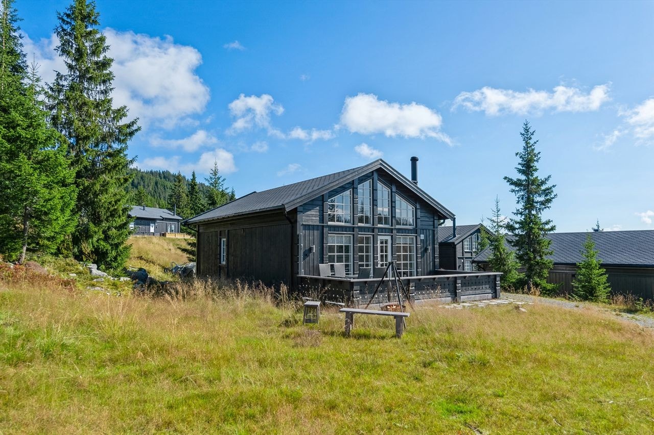 Egen bålplass på tunet Galleribilde