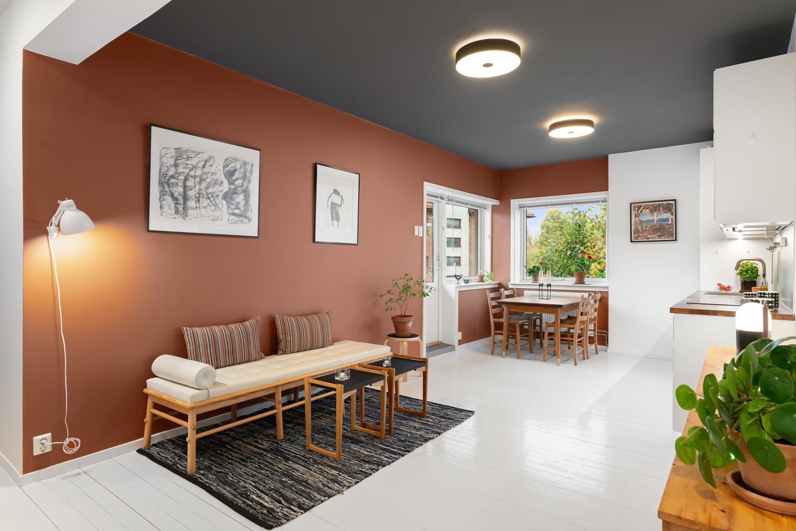 Endeleilighet med populær og attraktiv beliggenhet i stille sidegate på Torshov. Galleribilde