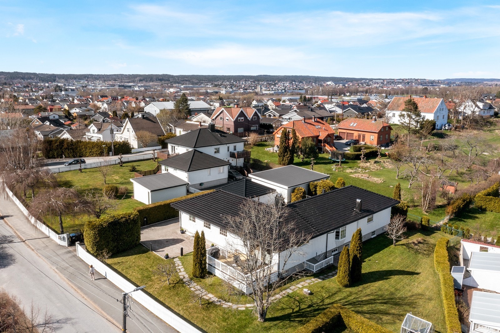 Velkommen til Pans vei 1 - Presentert av Aktiv Eiendomsmegling v/ Lars-Ketil Liane! Galleribilde