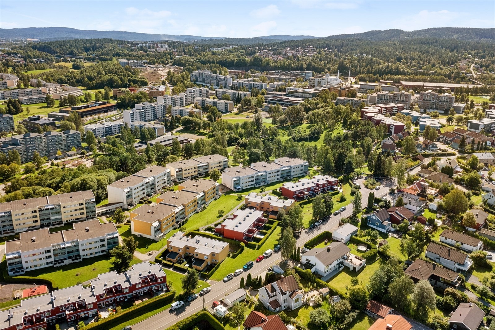 Furuset er et område i Groruddalen nordøst i Oslo, beliggende i bydel Alna. Galleribilde